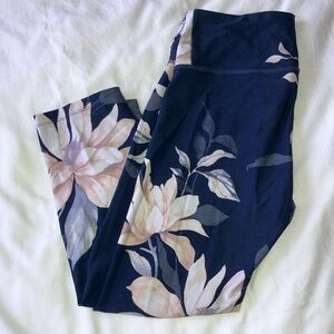 Pretty floral leggings, size S women’s Calvin Klein